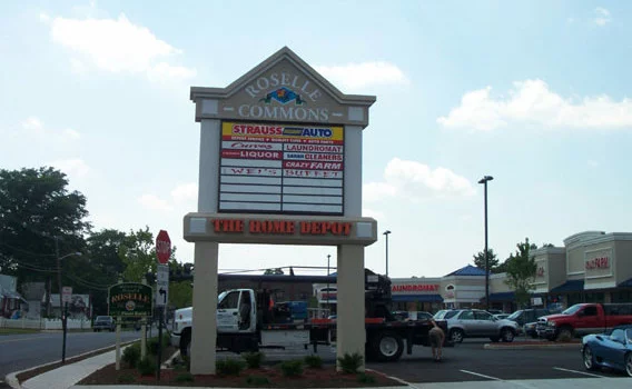 Roselle Commons