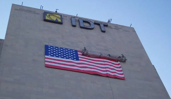 IDT Flag Installation